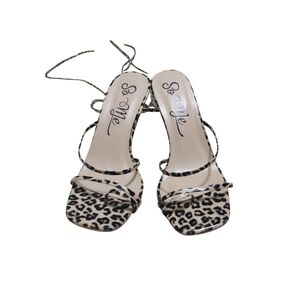 So me Sandals strappy lace up leopard print 6.5 patent leather